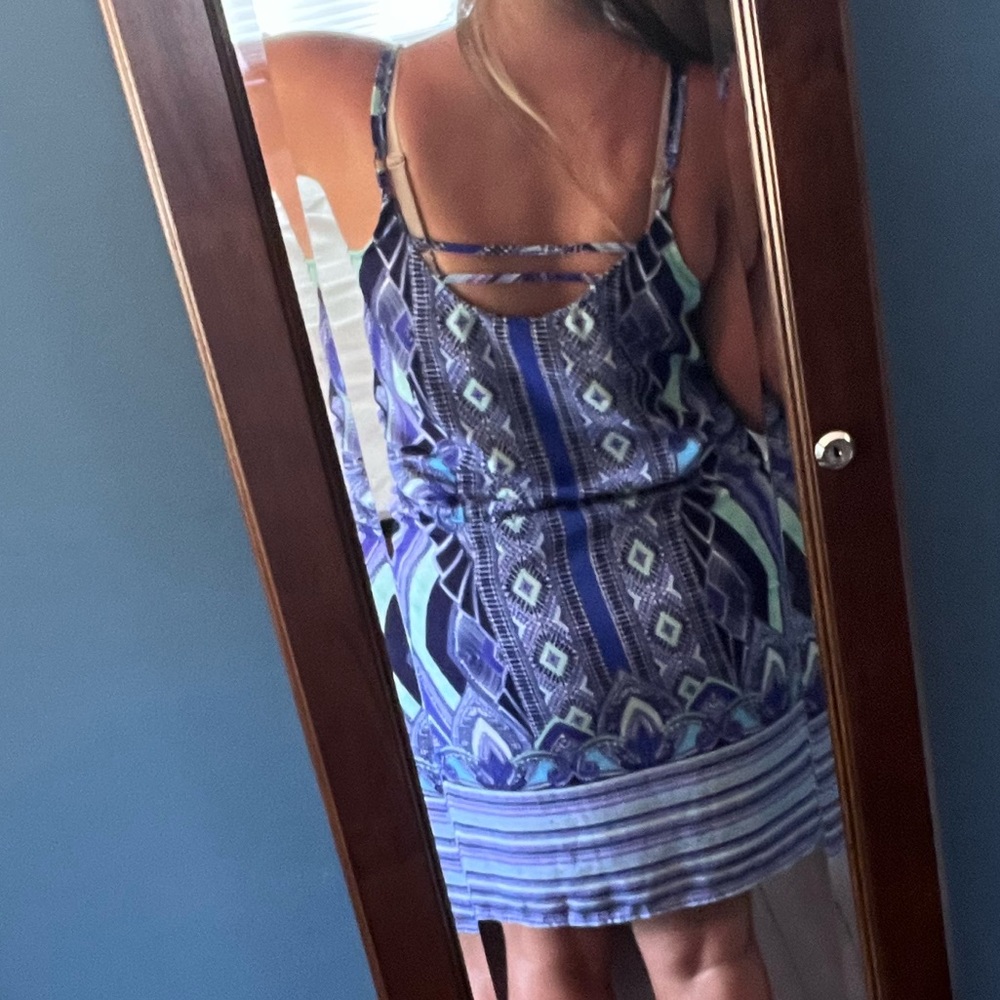 Dress - Picture 3 of 5